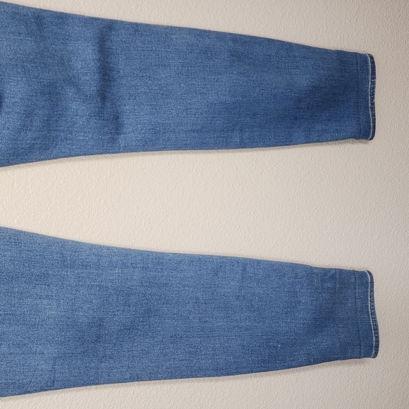 Articles of Society Mid-Rise Distressed Skinny Jeans - Picture 6 of 9